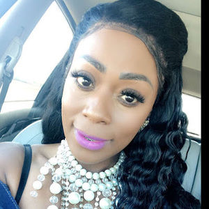 Meet your Posher, Nikki